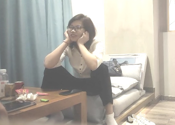 羞涩与妩 媚 并存 淫 声 浪 语 挑 逗 小 伙 对 白 精彩有趣